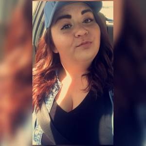 Meet your Posher, Caroline